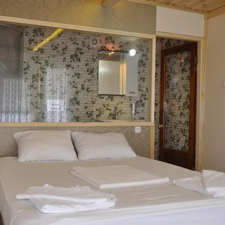 Koc Kekova Bed and Breakfast Kaleucagız